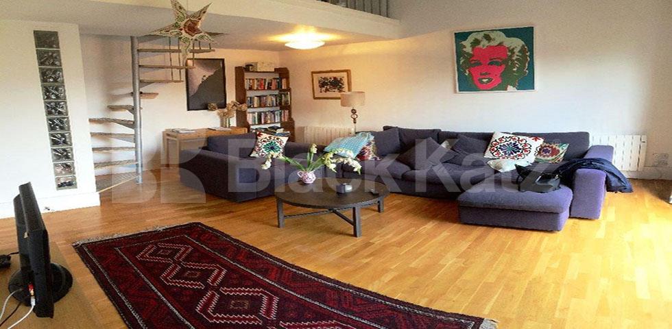 			UNDER OFFER, 2 Bedroom, 1 bath, 1 reception Penthouse			 Bridgewalk Heights, 80 Weston Street, London Bridge